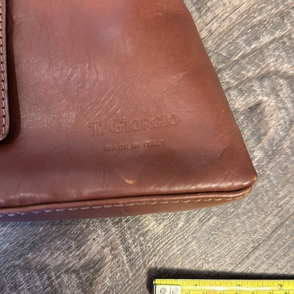 T. Giorgio Italian Leather Handbag in Chestnut Brown - Picture 10 of 10